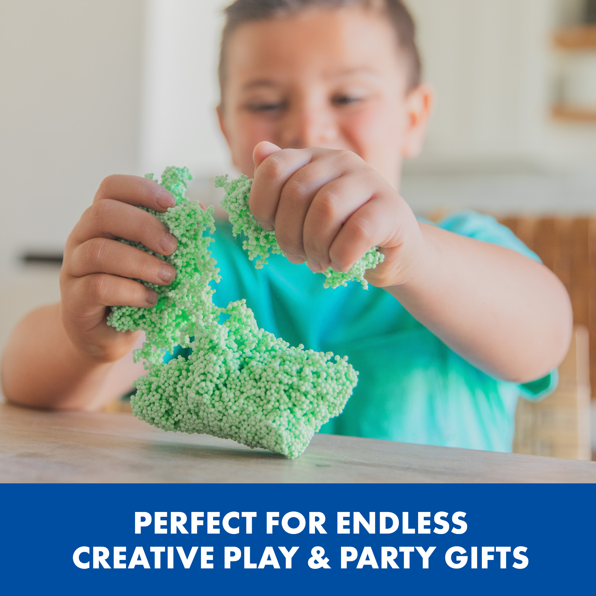 مجموعة بلاي فوم سباركل من ليرنينج ريسورسز، 4 قطع، رغوة لعب حسية غير سامة، لا تسبب الفوضى، لا تجف أبدًا، لتنمية المهارات الحركية الدقيقة للأطفال