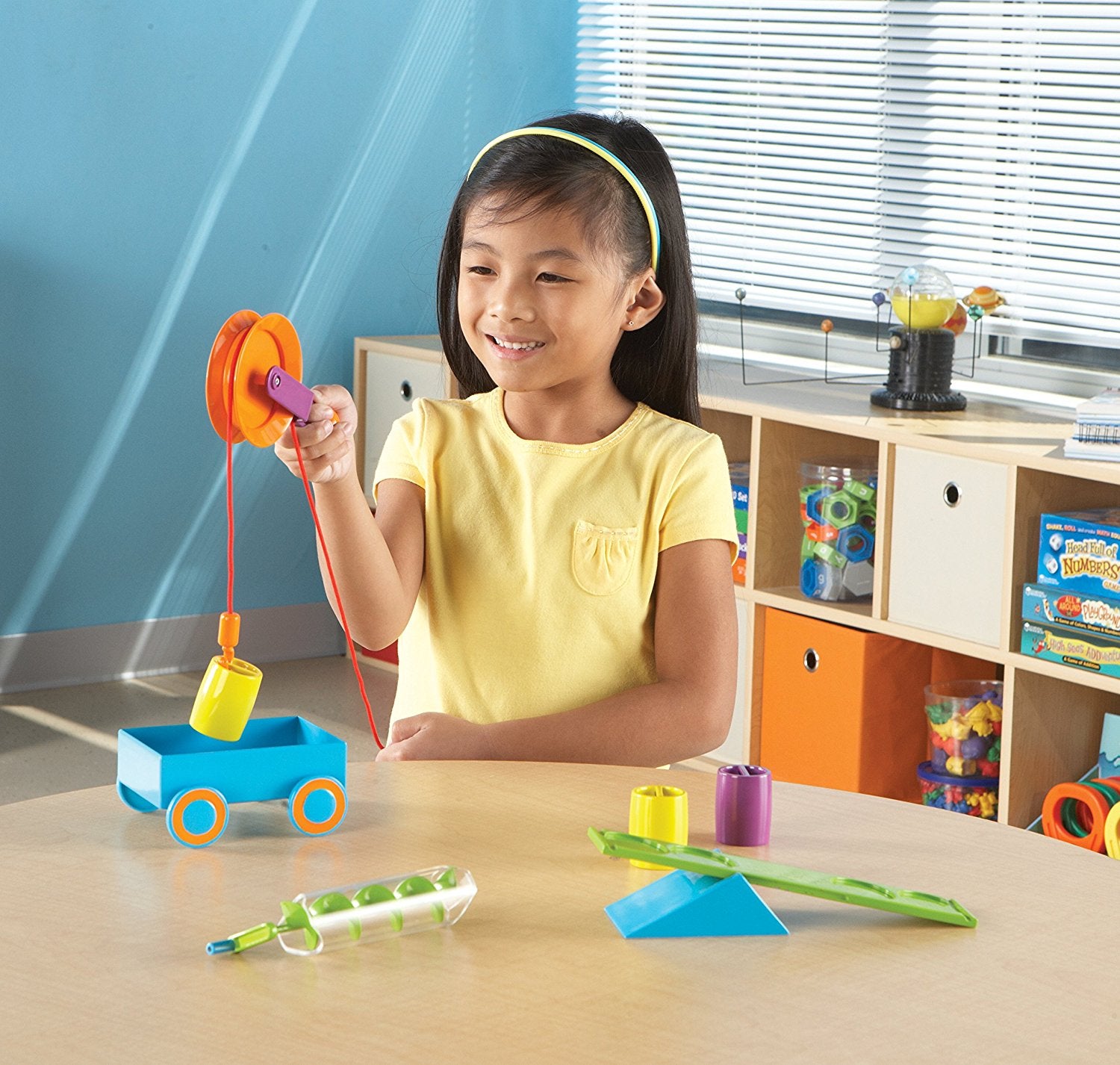 مجموعة أنشطة الآلات البسيطة في مجالات العلوم والهندسة والرياضيات من Learning Resources، مجموعة عملية في الهندسة والعلوم للأطفال، من سن 5 سنوات فما فوق